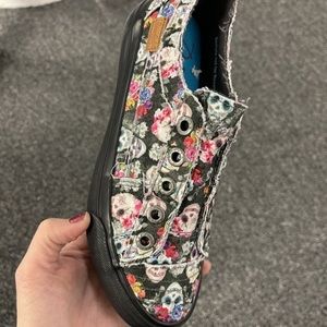 Blowfish black Sugar Skulls